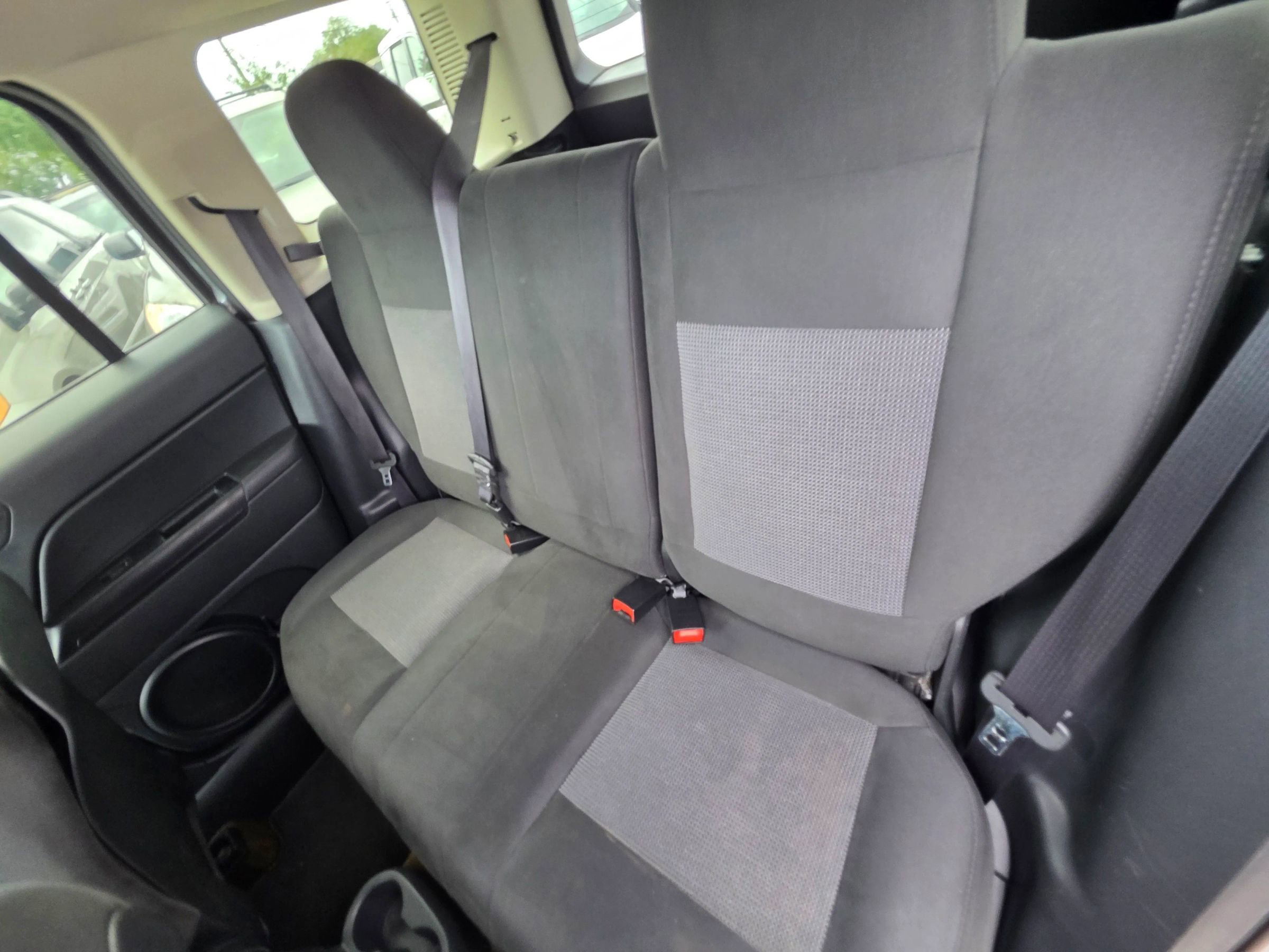 Used 2016 Jeep Patriot Sport w/ Power Value Group FWD image 15