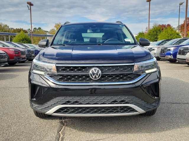 Used 2022 Volkswagen Taos S FWD image 2