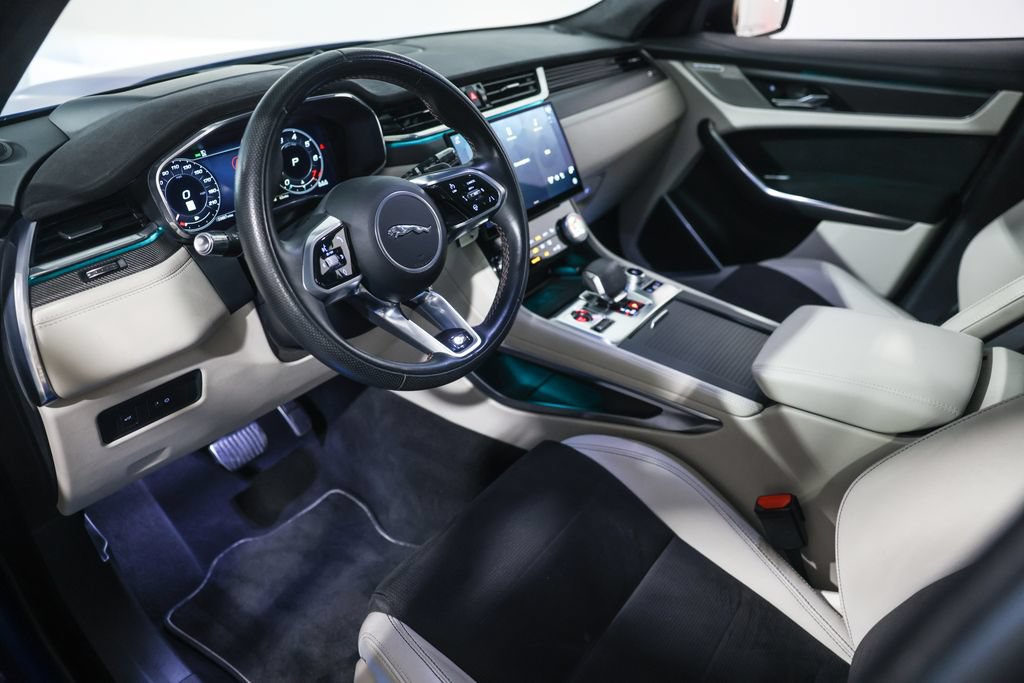 Used 2021 Jaguar F-PACE SVR AWD/4WD image 28