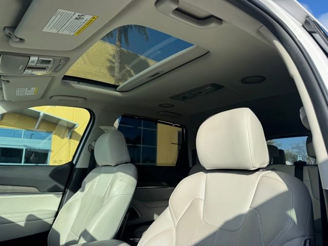 Certified 2022 Kia Telluride EX w/ Towing Package image 18