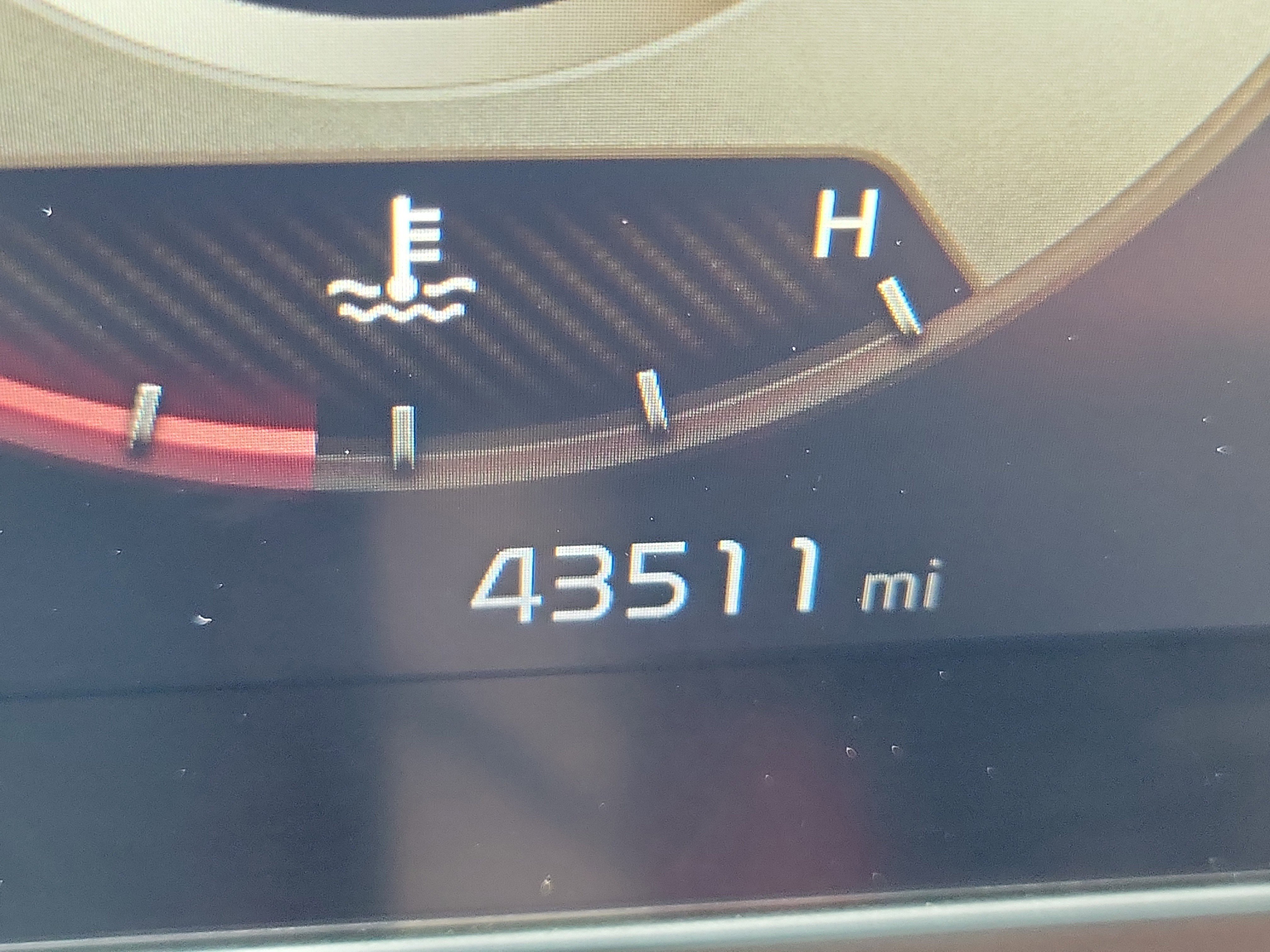 Used 2024 Kia Sportage SX image 9