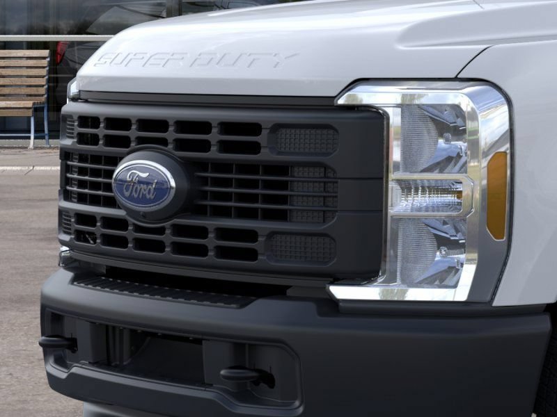 New 2026 Ford F350 XL w/ 360-Degree Camera Package RWD image 17
