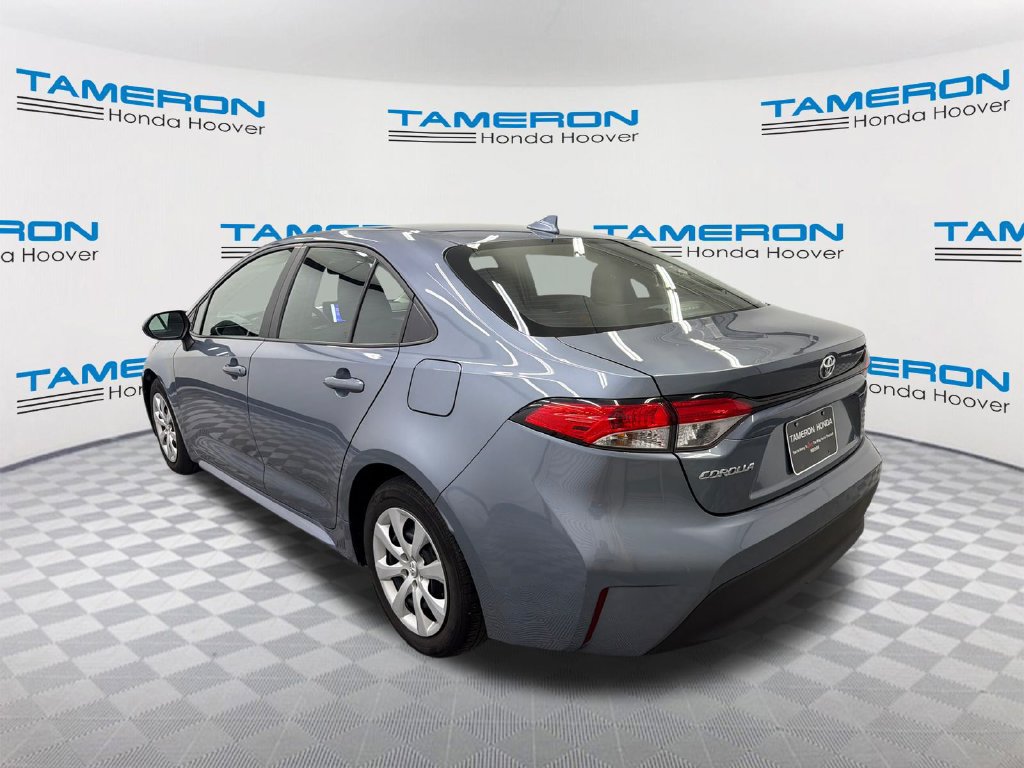 Used 2024 Toyota Corolla LE FWD image 3