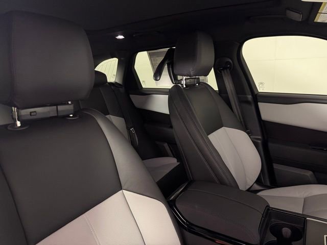 New 2026 Land Rover Range Rover Velar Dynamic SE image 37