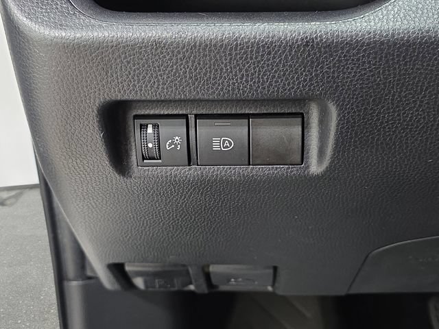 Certified 2024 Toyota RAV4 XLE FWD image 23