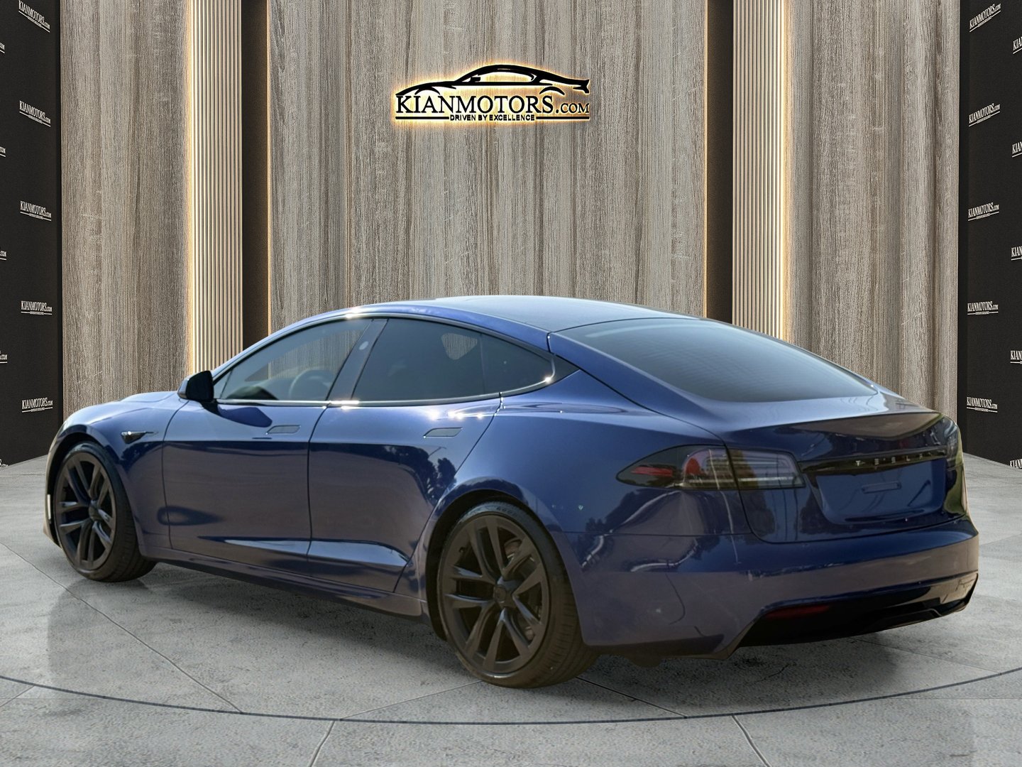 Used 2025 Tesla Model S AWD/4WD image 7