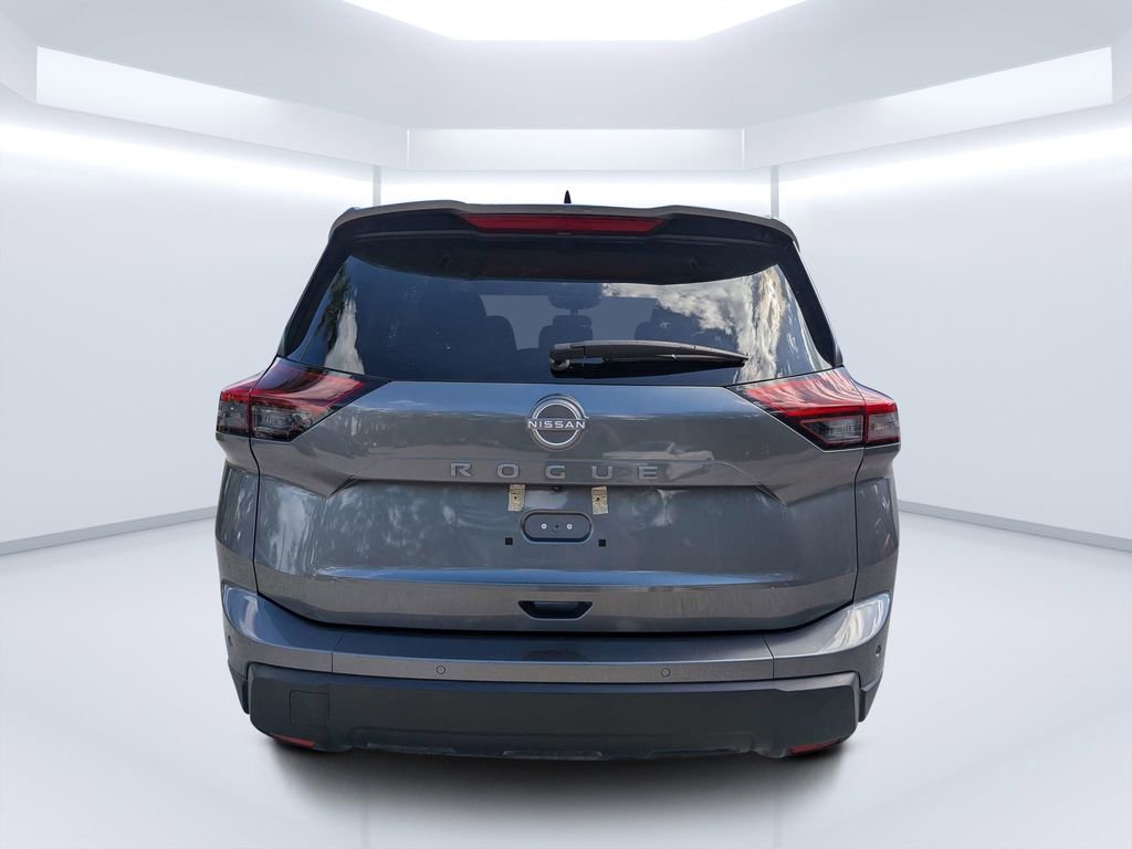 Used 2024 Nissan Rogue S FWD image 4