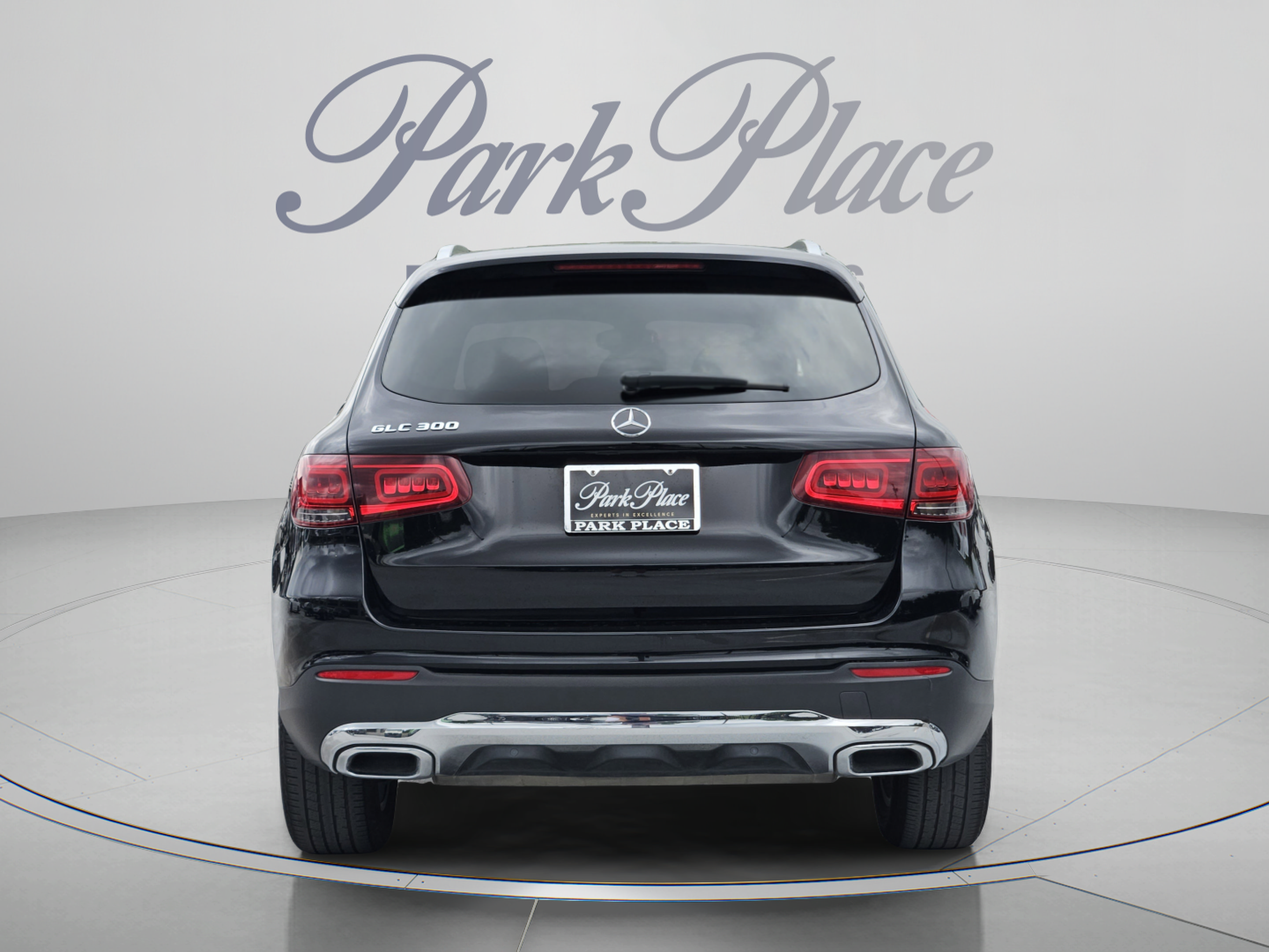 Used 2020 Mercedes-Benz GLC 300 image 4