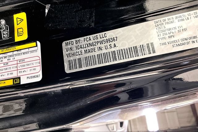 Used 2023 Jeep Wrangler Unlimited AWD/4WD image 16