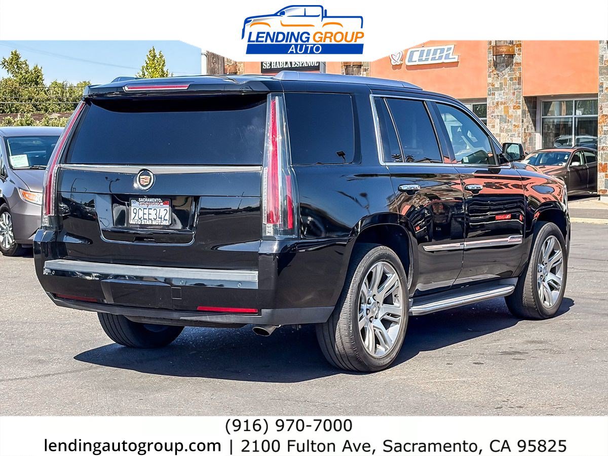 Used 2015 Cadillac Escalade Luxury AWD/4WD image 4