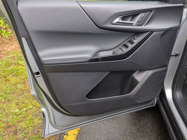 New 2026 Chevrolet Trax RS w/ Sunroof Package FWD image 8