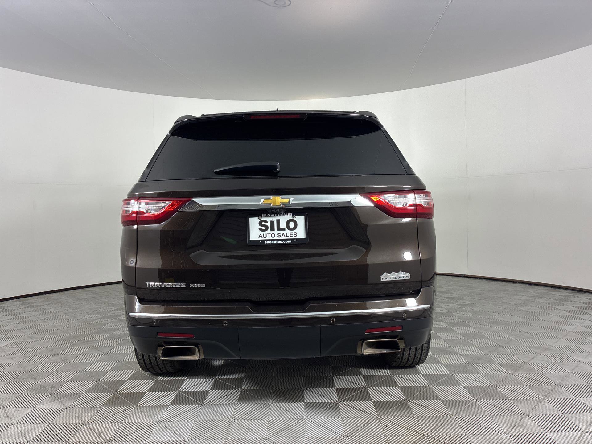 Used 2018 Chevrolet Traverse High Country w/ LPO, Cargo Package image 4