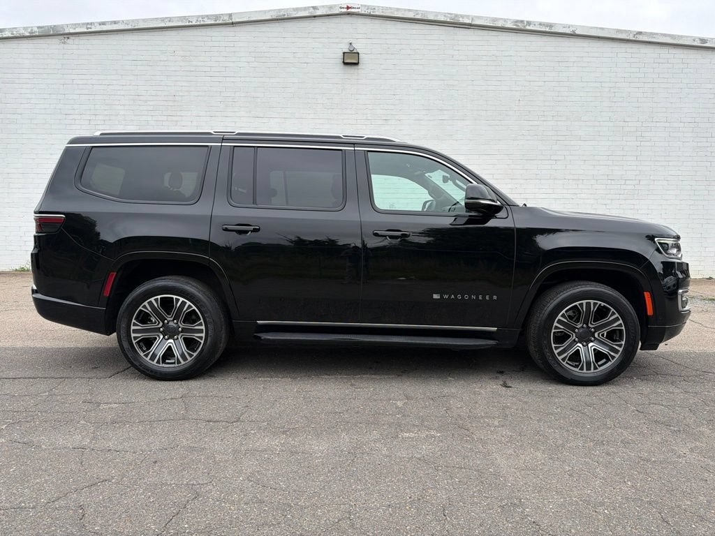 Used 2023 Jeep Wagoneer 4WD Series II w/ Premium Group I image 1