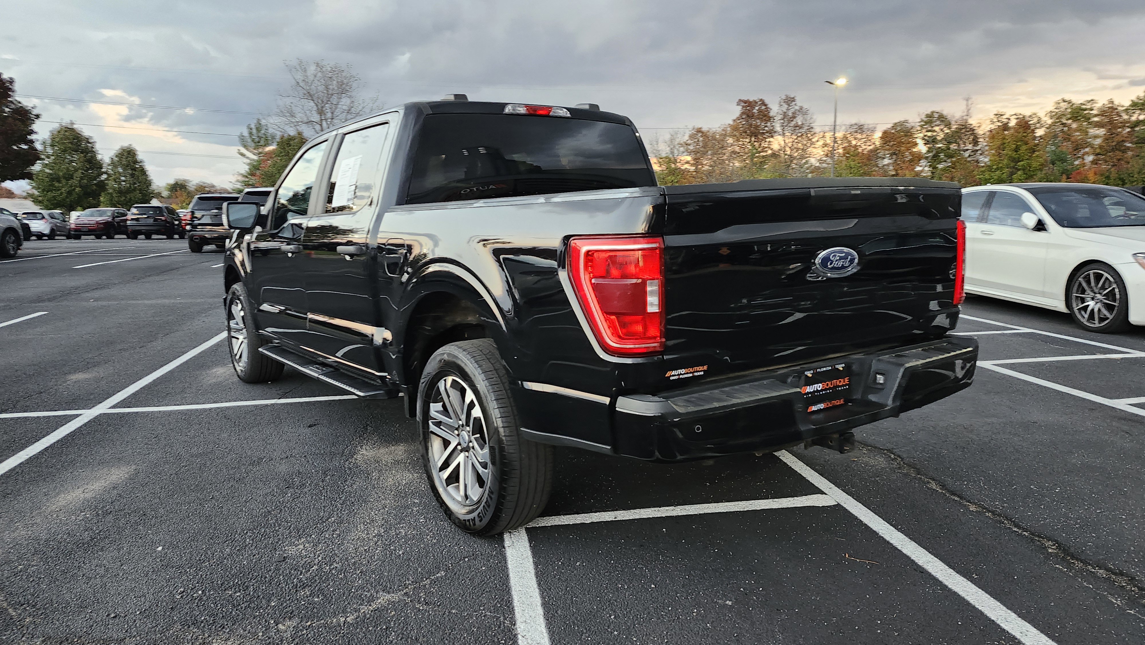 Used 2022 Ford F150 XL w/ STX Appearance Package image 10