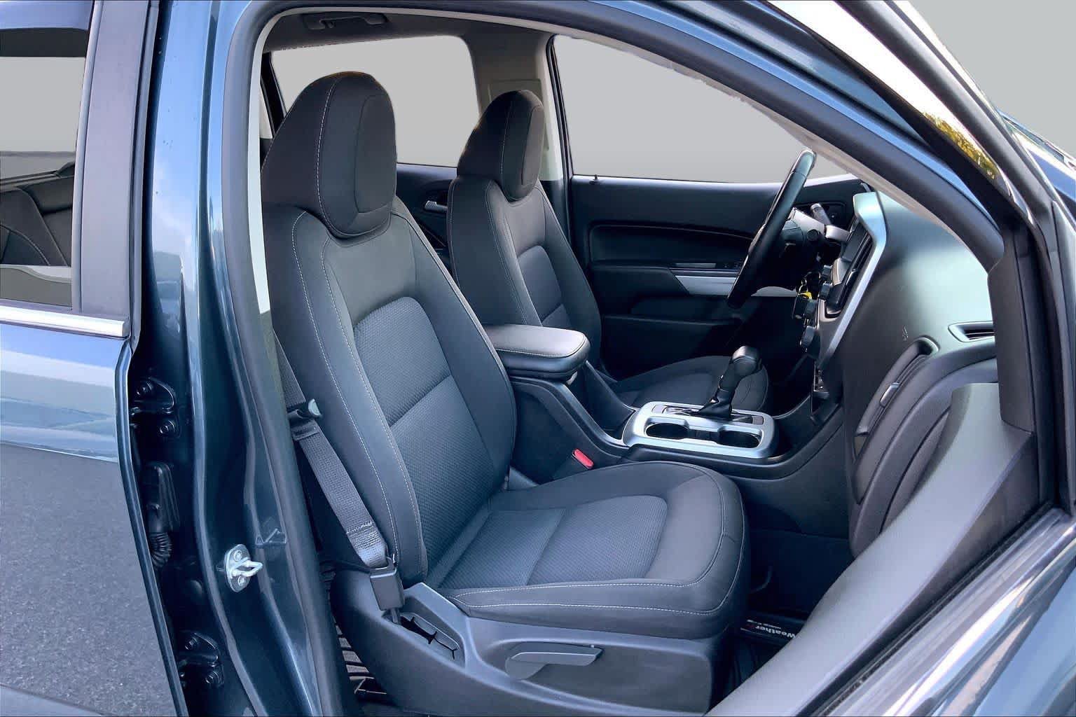 Used 2019 Chevrolet Colorado LT AWD/4WD image 8