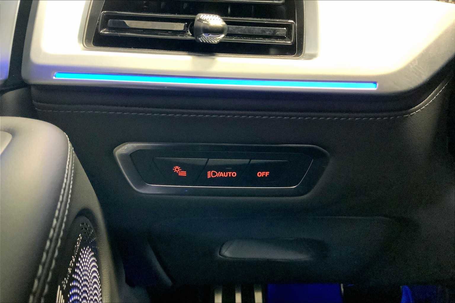 Used 2025 BMW XM image 34