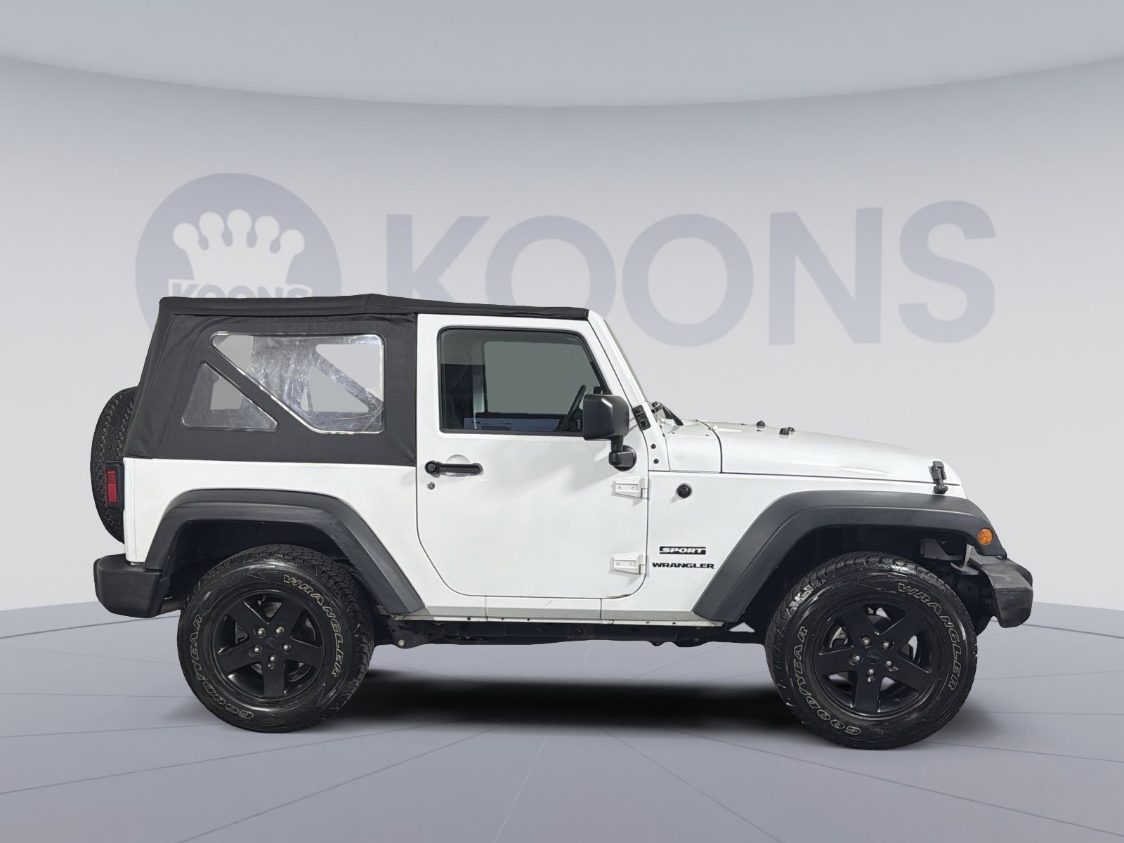 Used 2016 Jeep Wrangler Sport w/ Connectivity Group image 8
