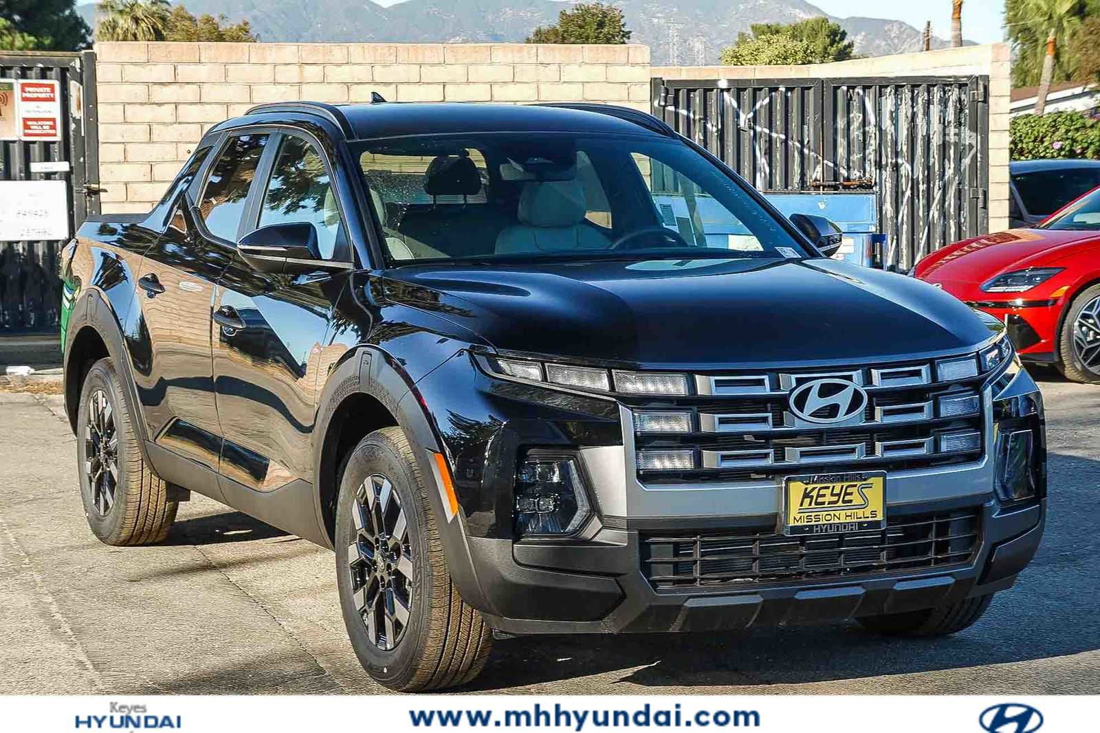 New 2026 Hyundai Santa Cruz SEL FWD image 3