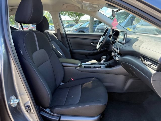 Used 2025 Nissan Sentra SV FWD image 29
