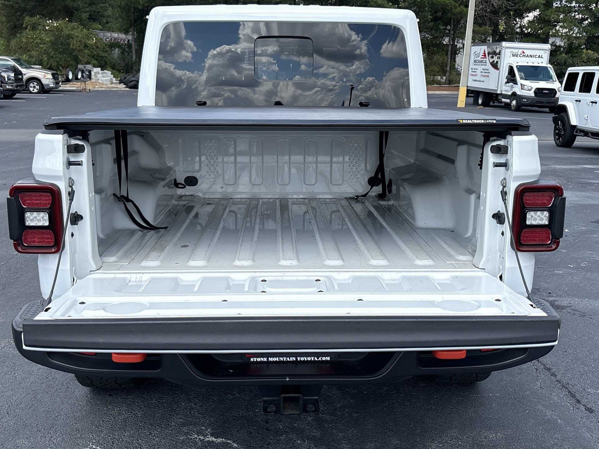 Used 2023 Jeep Gladiator Mojave w/ LED Lighting Group AWD/4WD image 21
