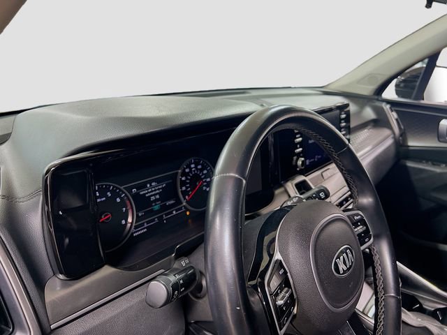 Certified 2021 Kia Sorento S w/ Panoramic Sunroof Package image 9