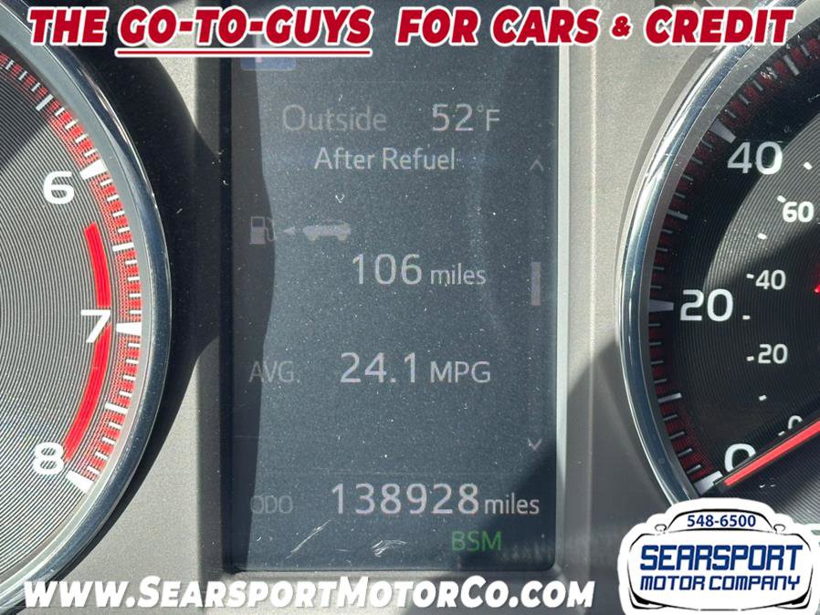 Used 2016 Toyota RAV4 SE image 18