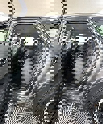 Used 2025 Kia K4 EX image 8