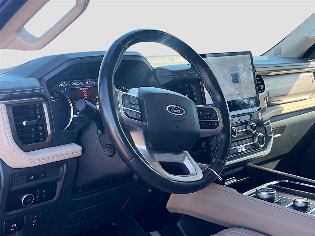 Used 2024 Ford Expedition Max Limited image 9