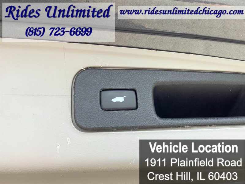 Used 2011 Honda Pilot Touring image 29