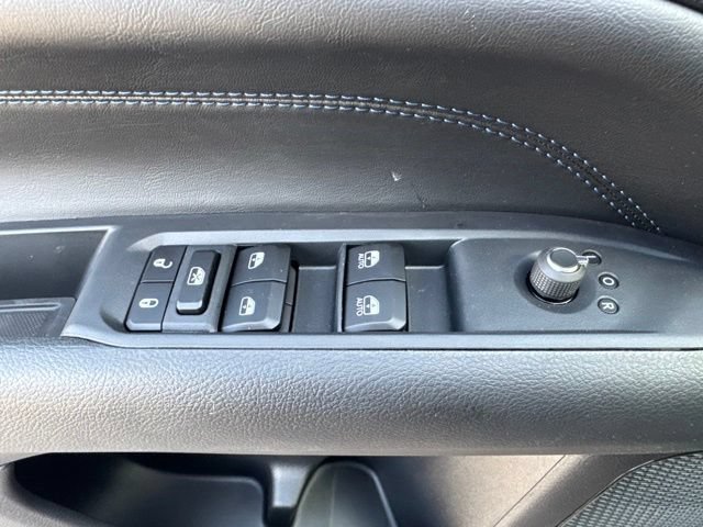 New 2026 Jeep Compass Latitude AWD/4WD image 9