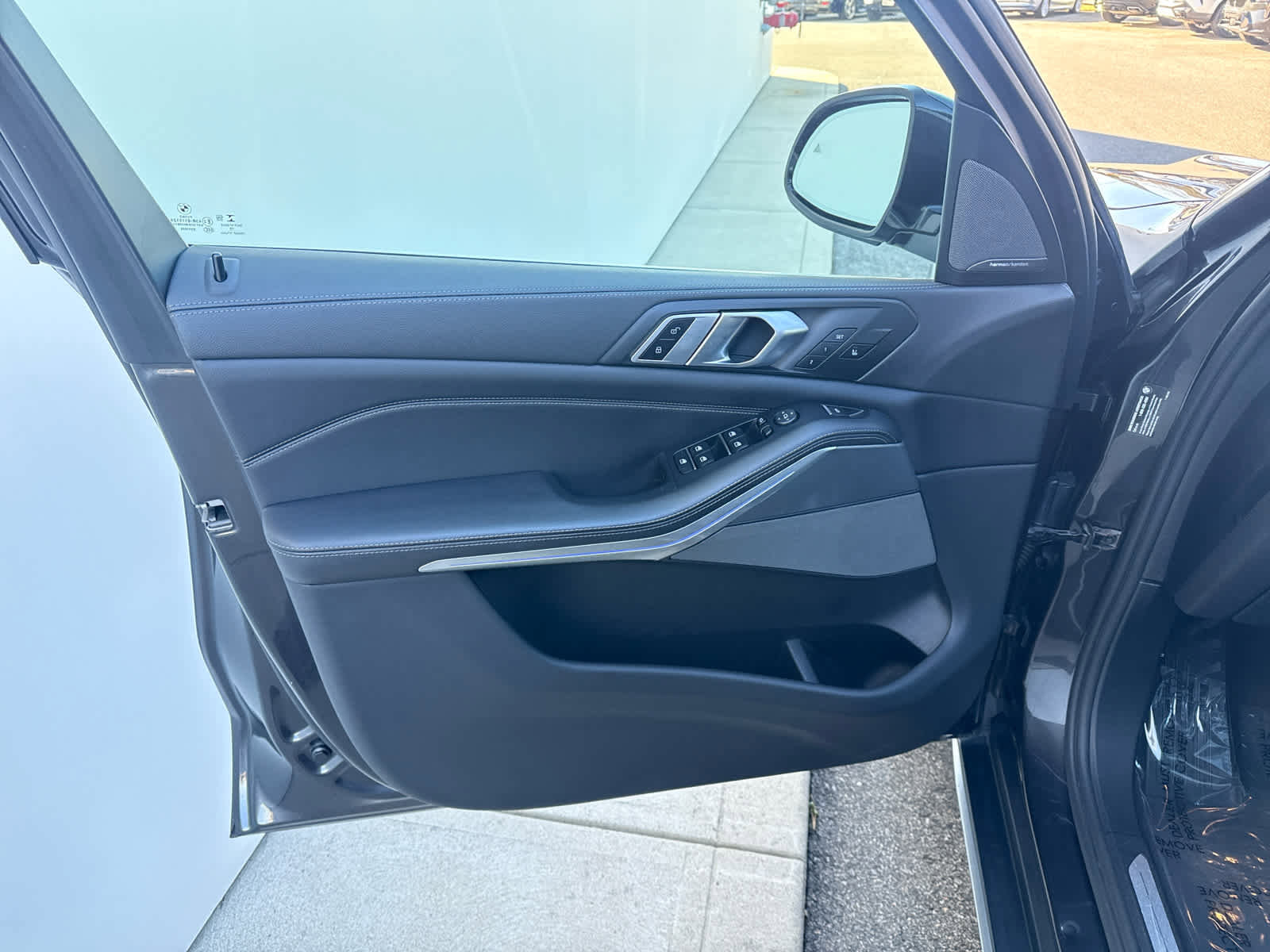 Used 2019 BMW X5 xDrive50i w/ Off-Road Package image 11