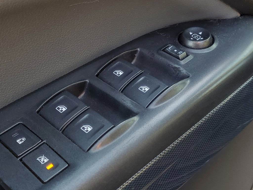 Used 2016 Chevrolet Colorado Z71 AWD/4WD image 10