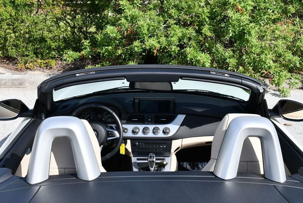Used 2012 BMW Z4 sDrive35i RWD image 61