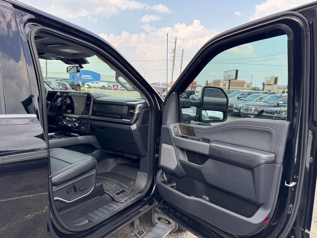 Used 2024 Ford F250 Lariat w/ Lariat Ultimate Package image 45