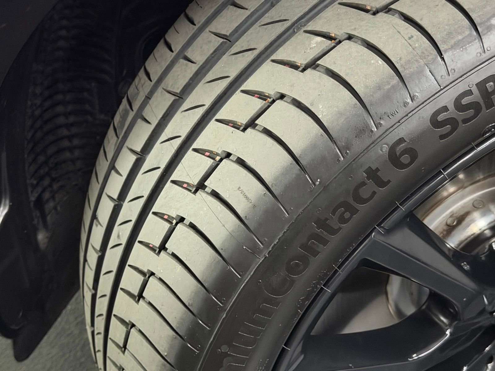 Used 2025 BMW X7 xDrive40i w/ Executive Package image 19