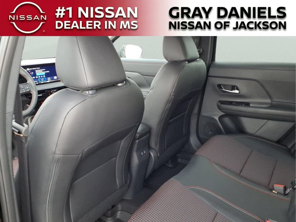 New 2026 Nissan Kicks SR AWD/4WD image 11