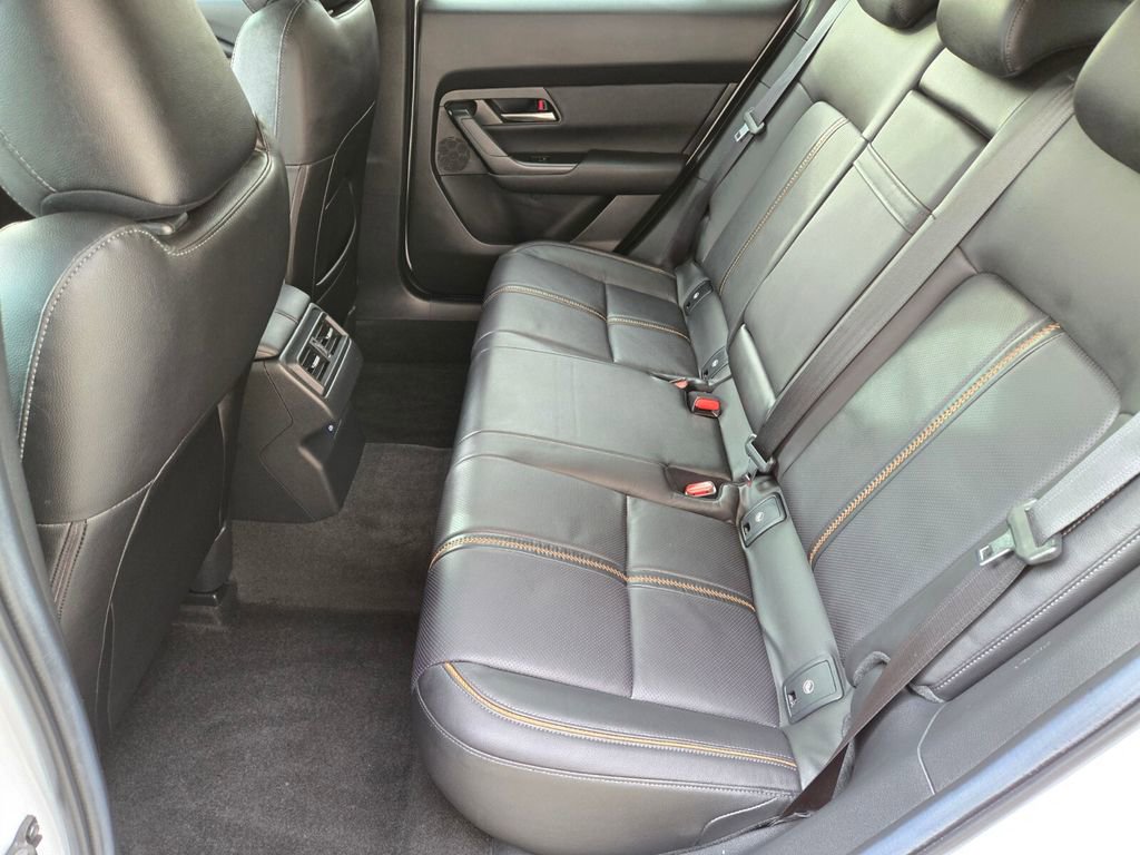 Used 2025 MAZDA CX-50 AWD 2.5 S w/ Cargo Package image 14