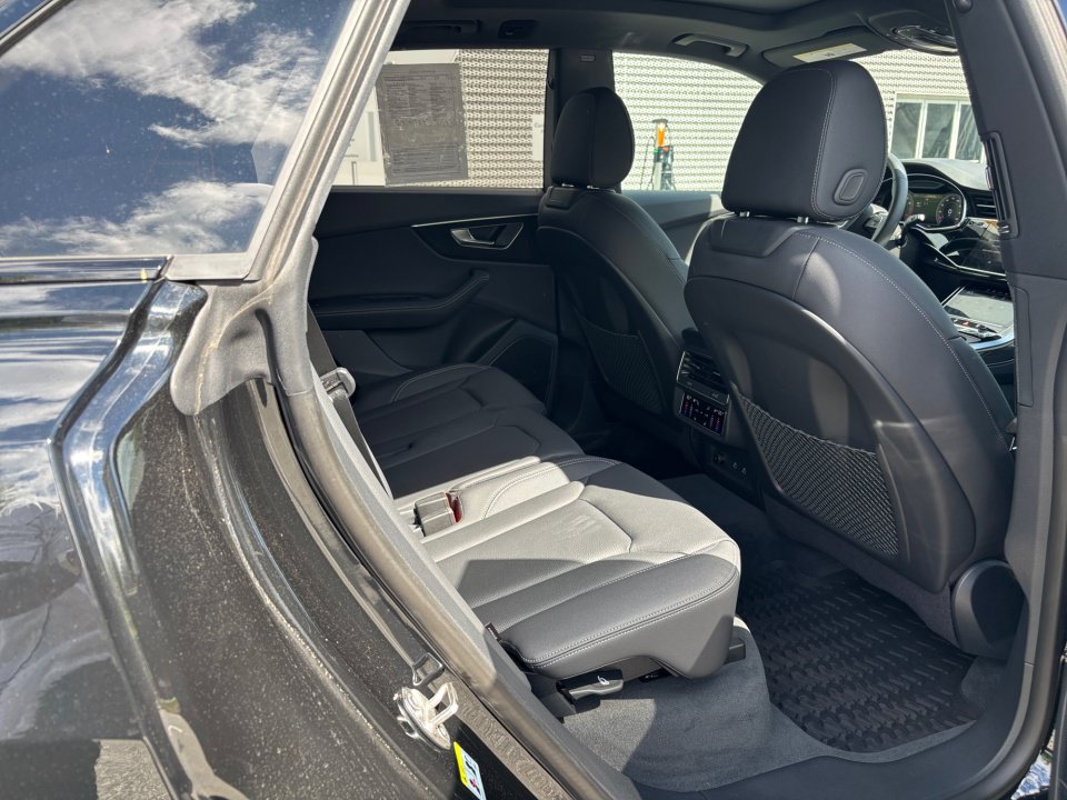 Certified 2026 Audi Q8 Premium Plus AWD/4WD image 29