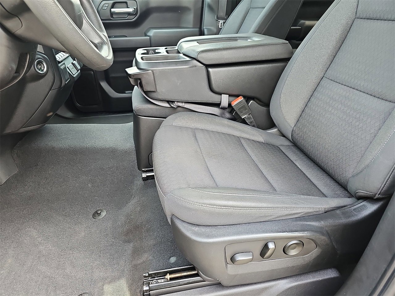 Certified 2022 Chevrolet Silverado 1500 Custom image 18