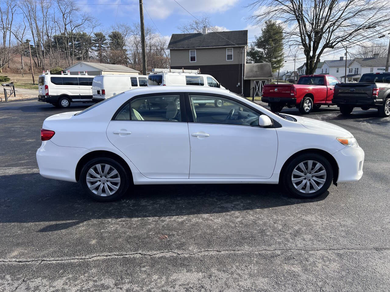 Used 2013 Toyota Corolla LE Special Edition image 2