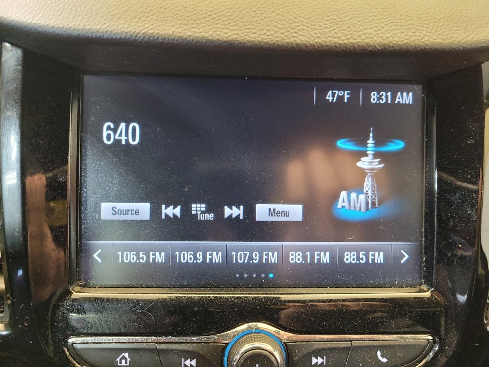 Used 2017 Chevrolet Trax LT w/ LT Convenience Package image 25