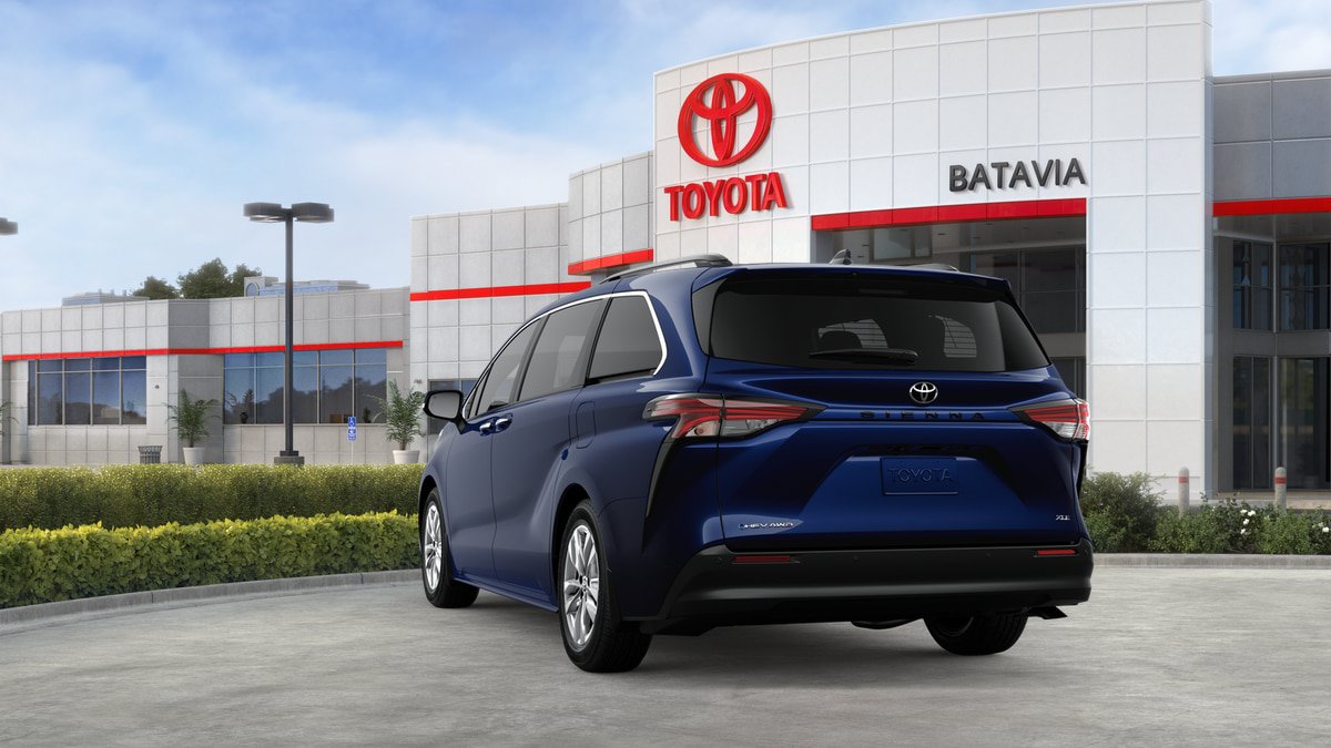 New 2026 Toyota Sienna XLE AWD/4WD image 7