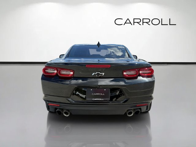 Used 2022 Chevrolet Camaro LT w/ Technology Package RWD image 4