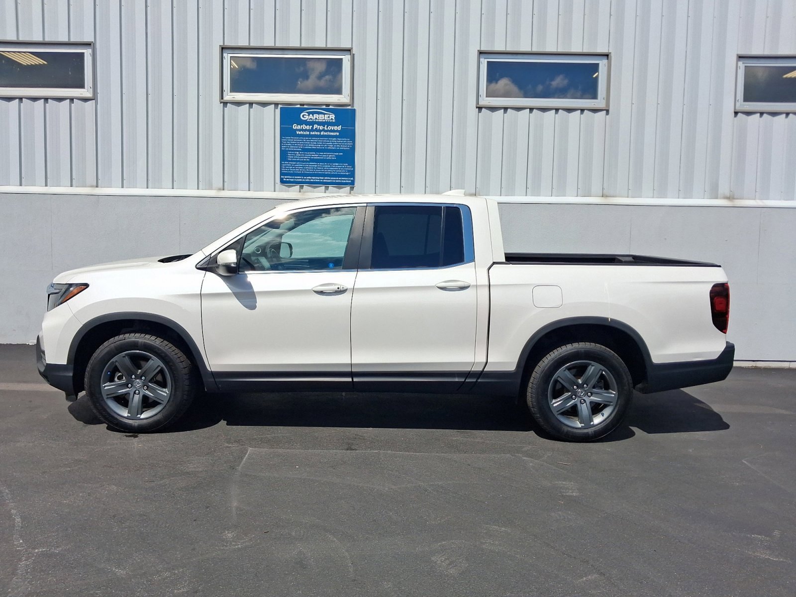 Used 2023 Honda Ridgeline RTL image 2
