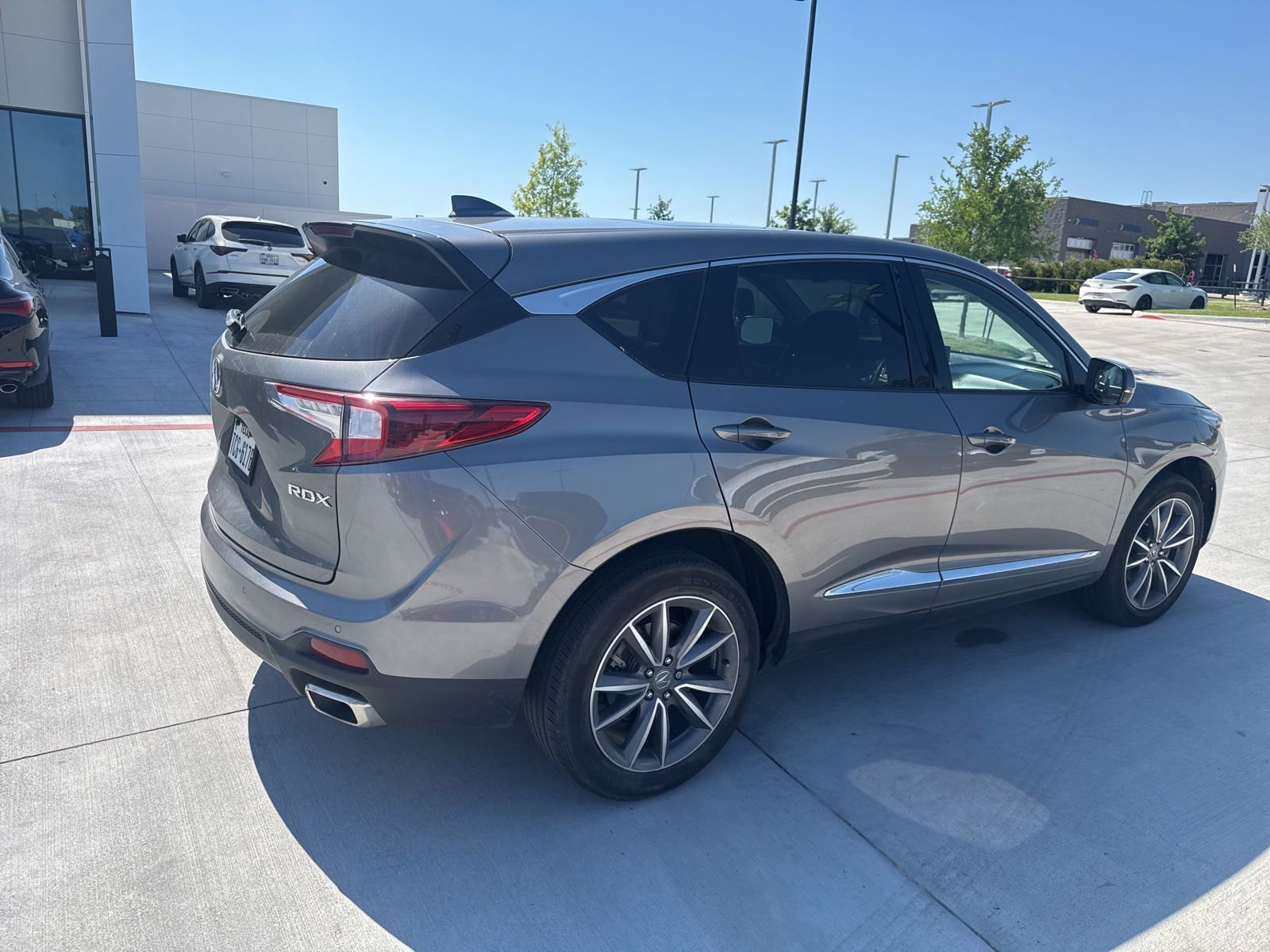 Used 2023 Acura RDX FWD w/ Technology Package image 3