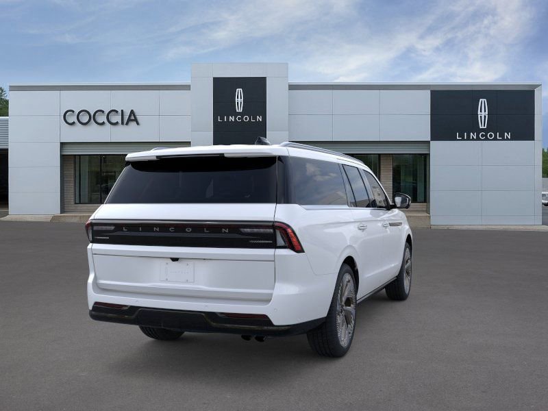 New 2026 Lincoln Navigator L Black Label AWD/4WD image 8