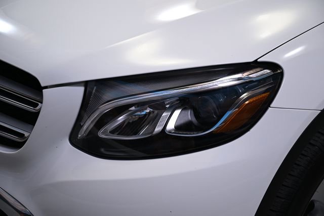 Used 2018 Mercedes-Benz GLC 300 4MATIC image 13