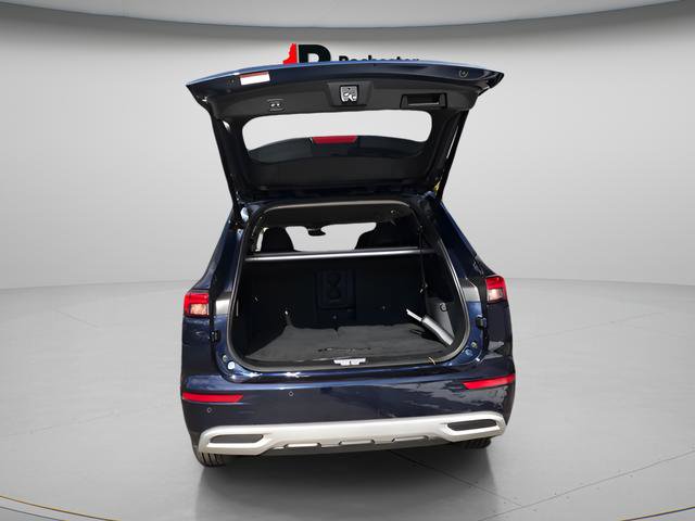 Used 2022 Mitsubishi Outlander SE AWD/4WD image 5