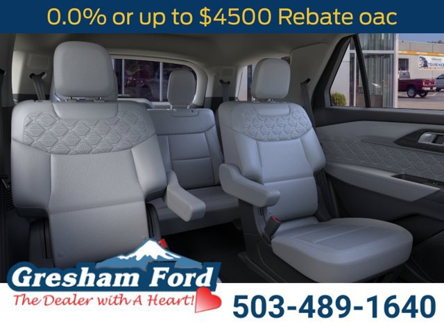 New 2026 Ford Explorer Platinum w/ LUX Leather Package AWD/4WD image 15