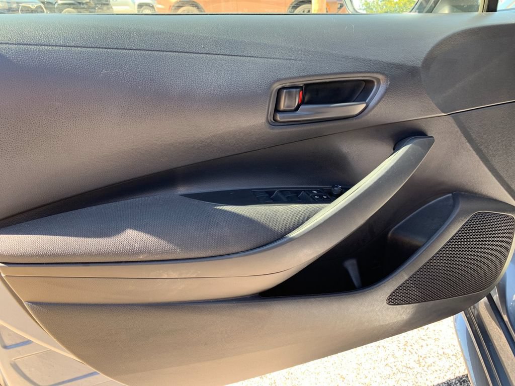 Used 2024 Toyota Corolla LE FWD image 12